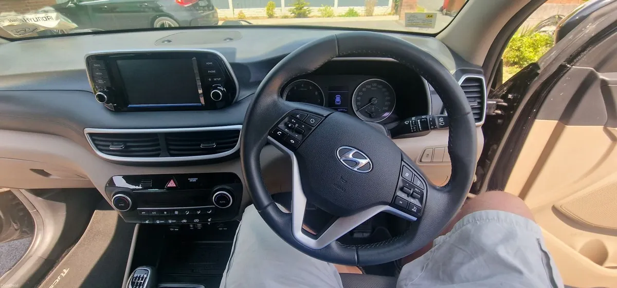 Hyundai Tucson 2019  One Lady Owner– Full History - Image 5