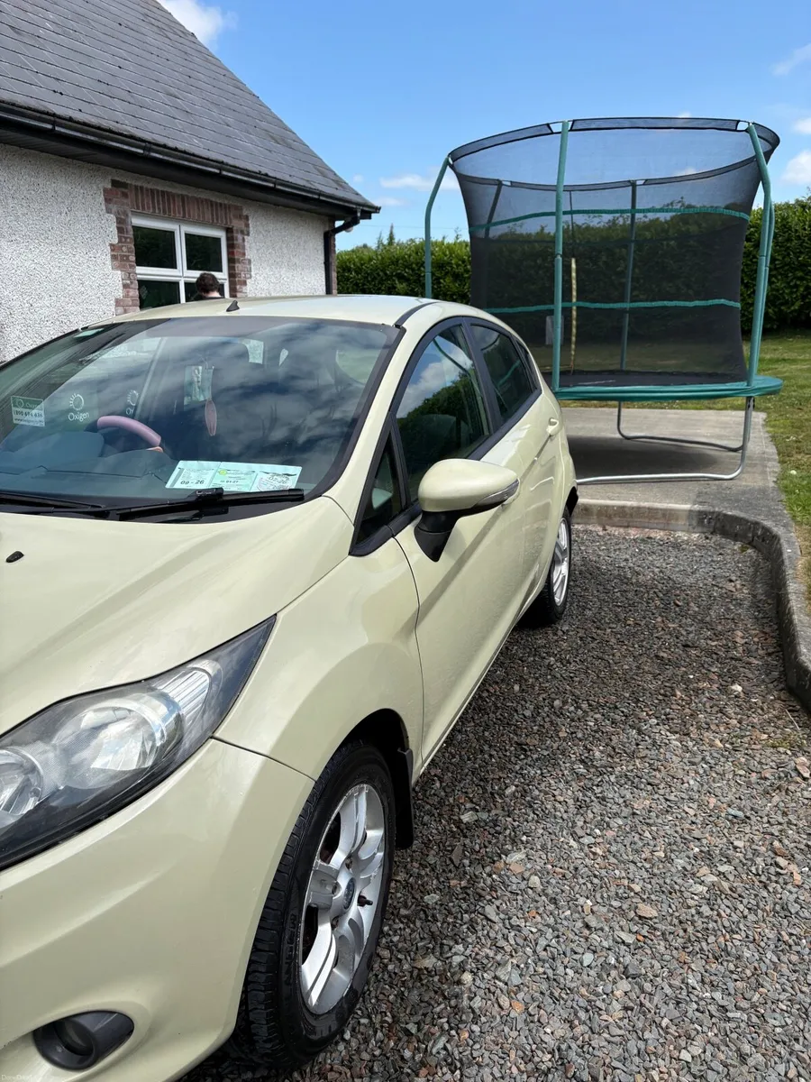 Ford Fiesta 2010 - Image 4