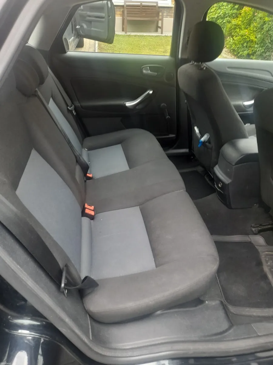 Ford Mondeo 2010 - Image 3