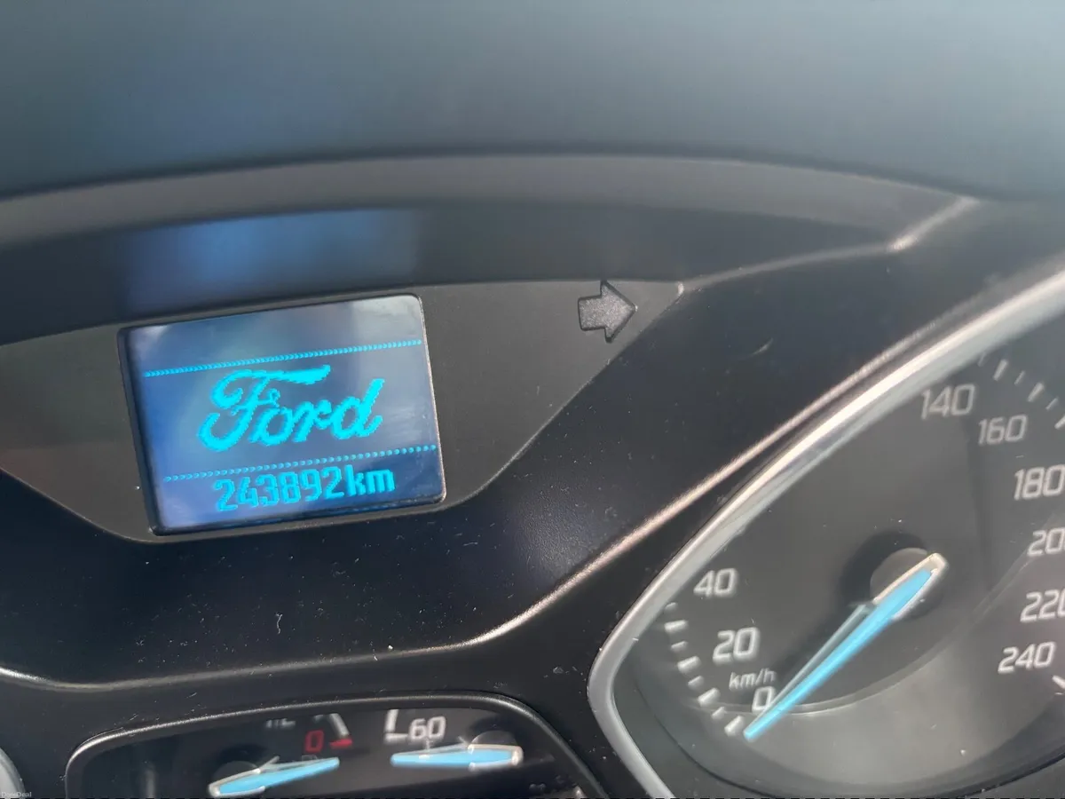 Ford C-Max 2015 - Image 6