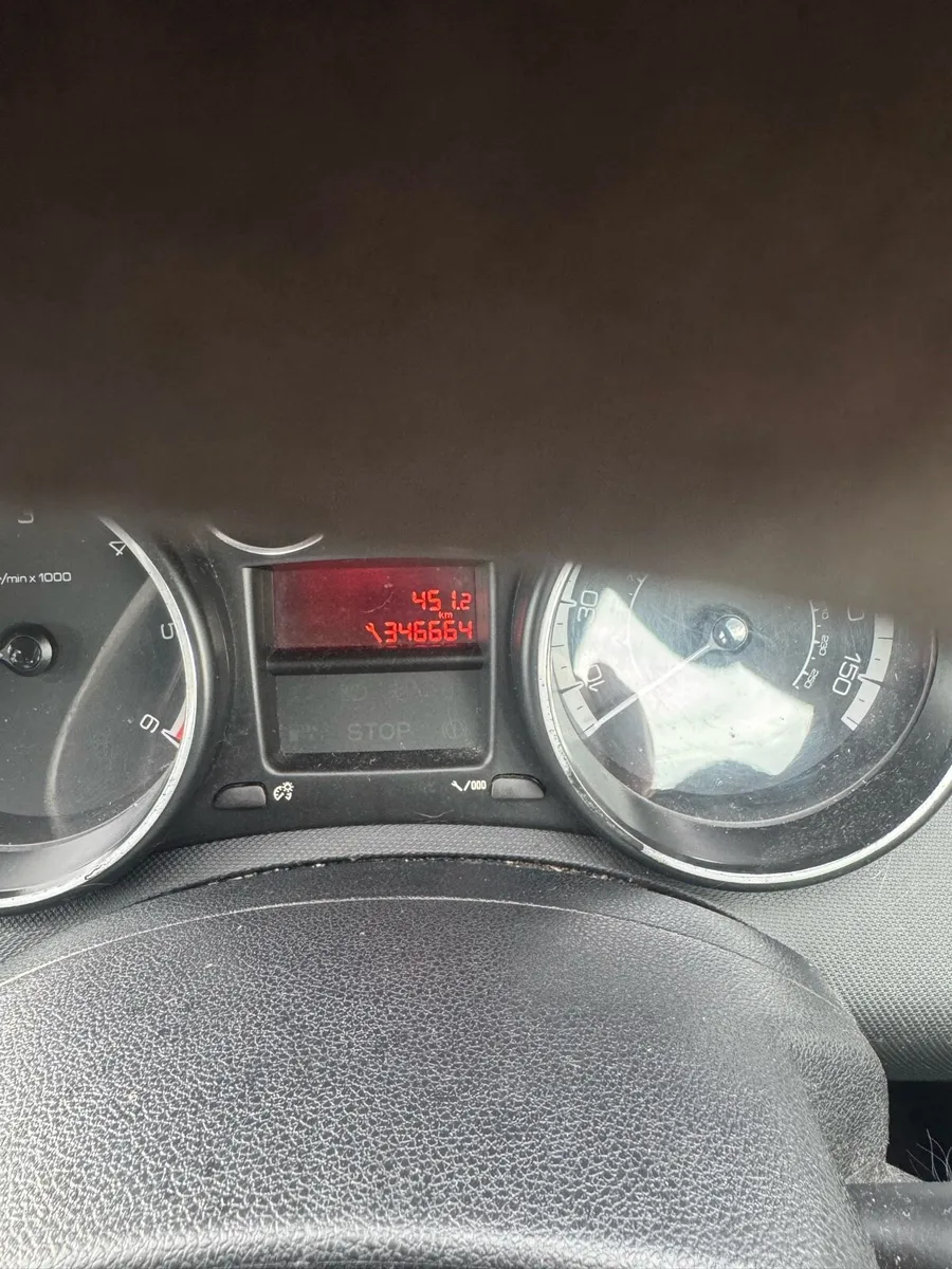 Peugeot 308 - Image 6