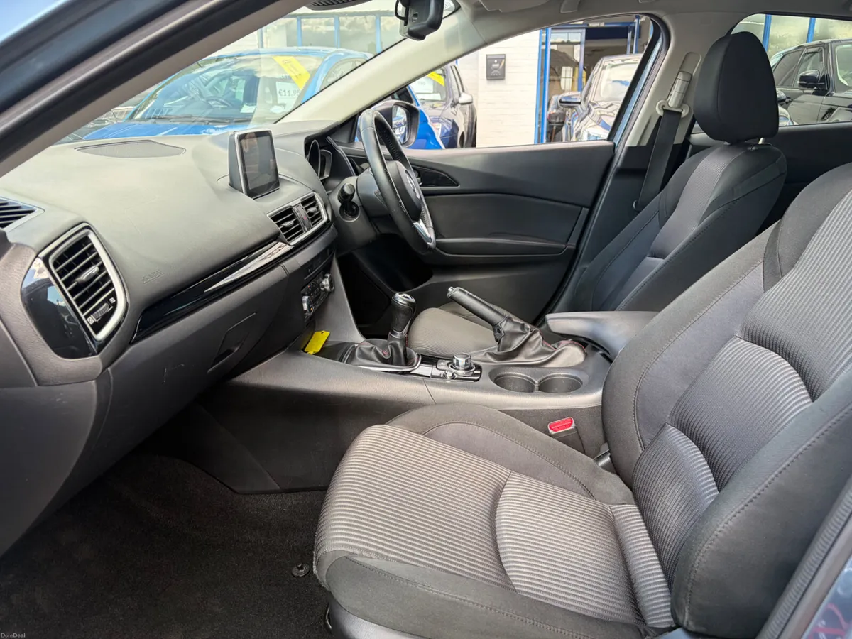 2015 MAZDA 3 2.2d EXECUTIVE NEW NCT - Image 4