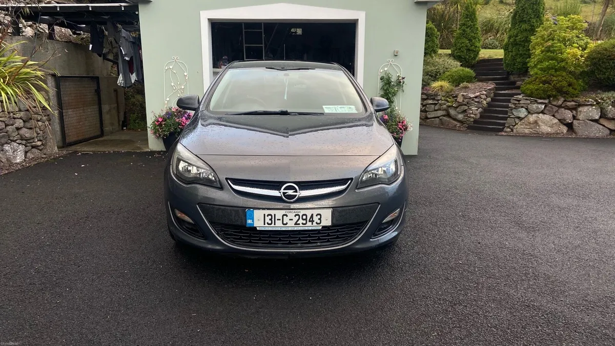 Opel Astra 1.4 Petrol - Image 3