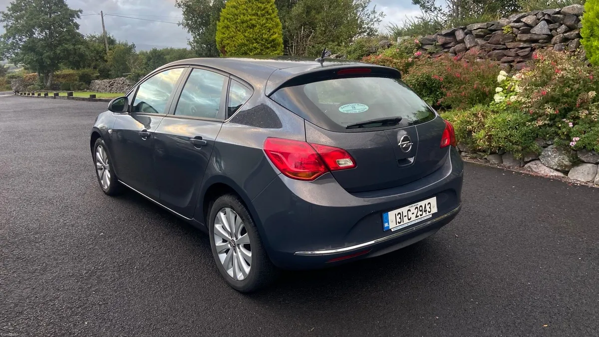 Opel Astra 1.4 Petrol - Image 5