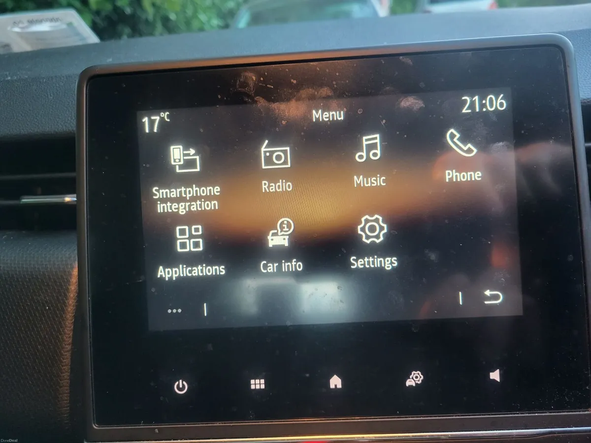 Renault Clio 2022 - Image 3
