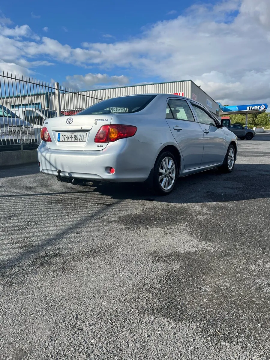 Toyota Corolla - Image 5