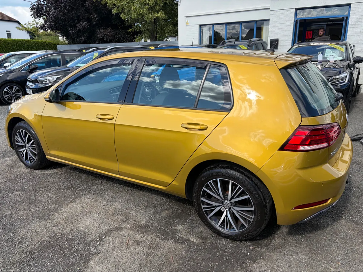 2017 VW GOLF 1.4TSI MANUAL LOW KMS - Image 5