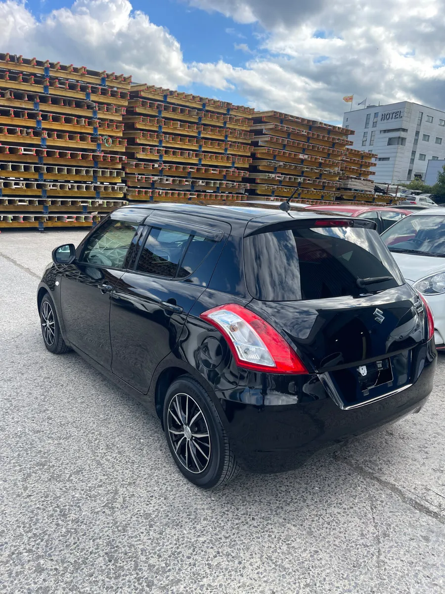 2013 Suzuki Swift automatic semi hybrid - Image 5