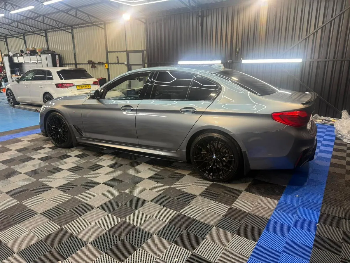 BMW 5-Series 2017 520 Msport - Image 5