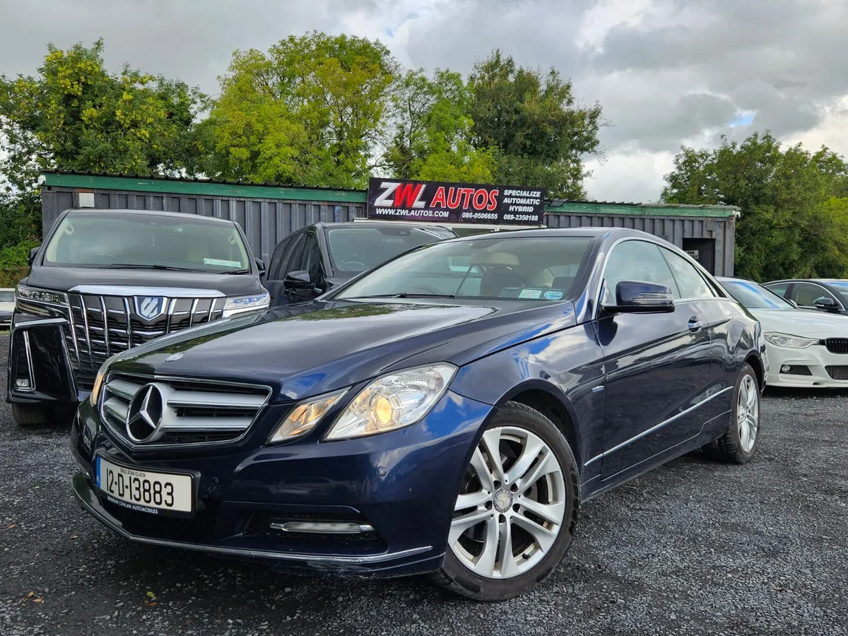 12 Mercedes-Benz E-Class Coupe - Image 2