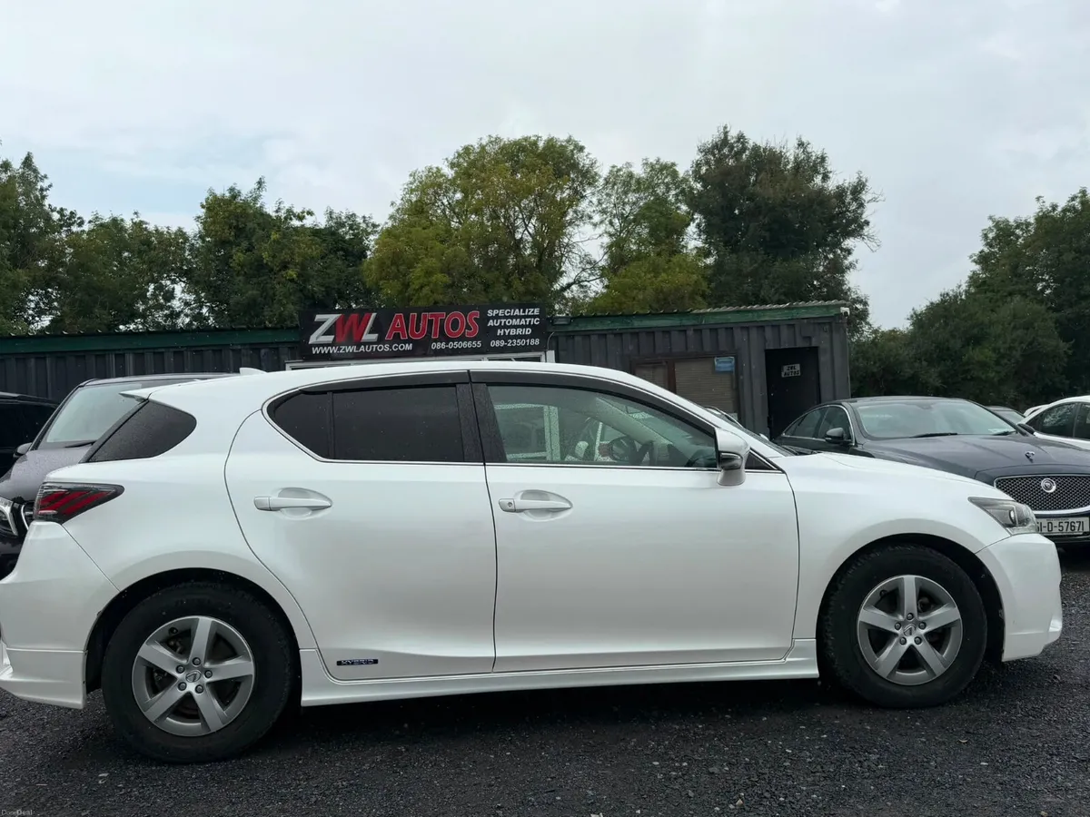 2012 Lexus Ct 200 H - Image 4