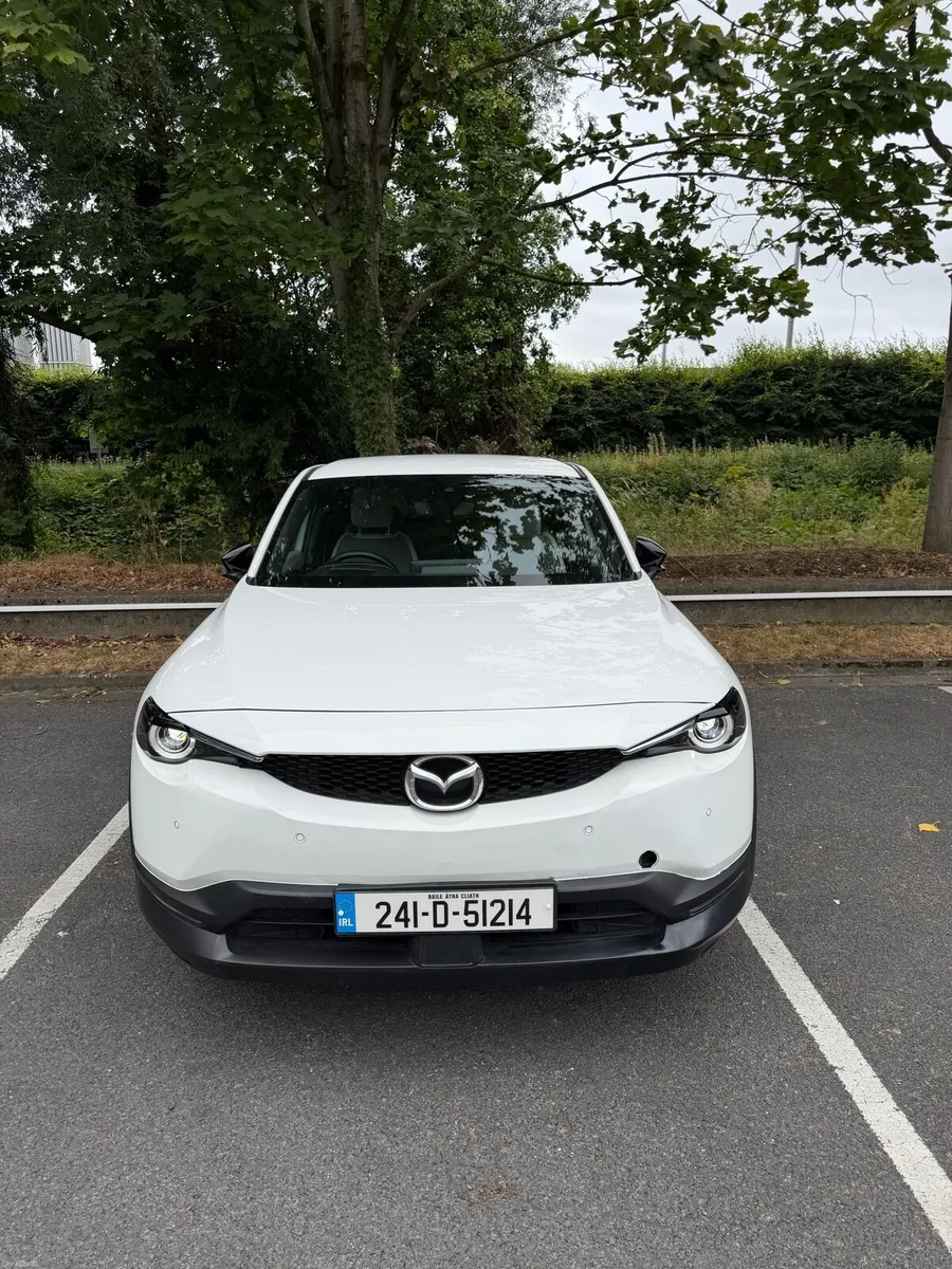 Car - Image 1