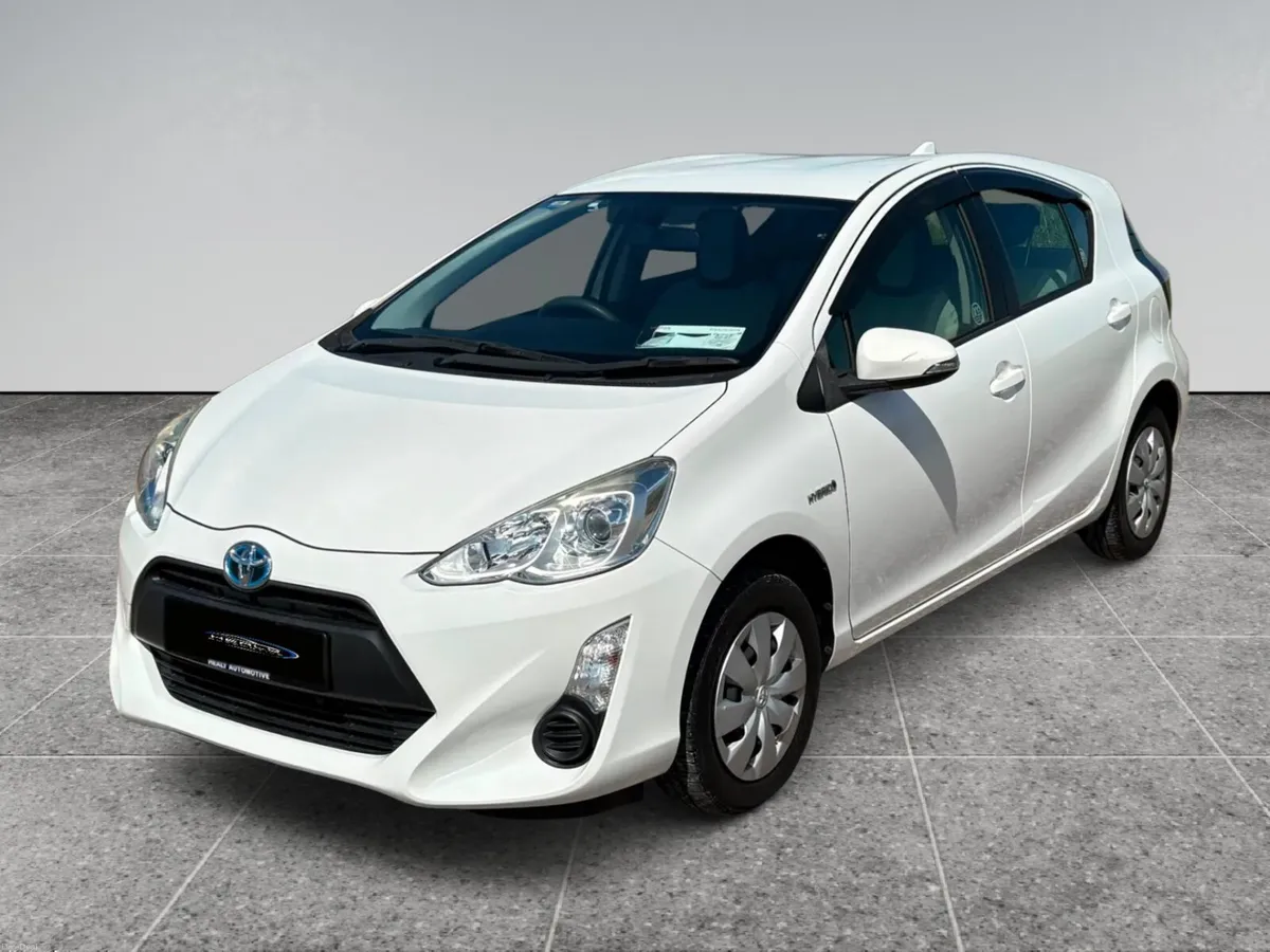 Toyota Aqua Hybrid Automatic - Image 3