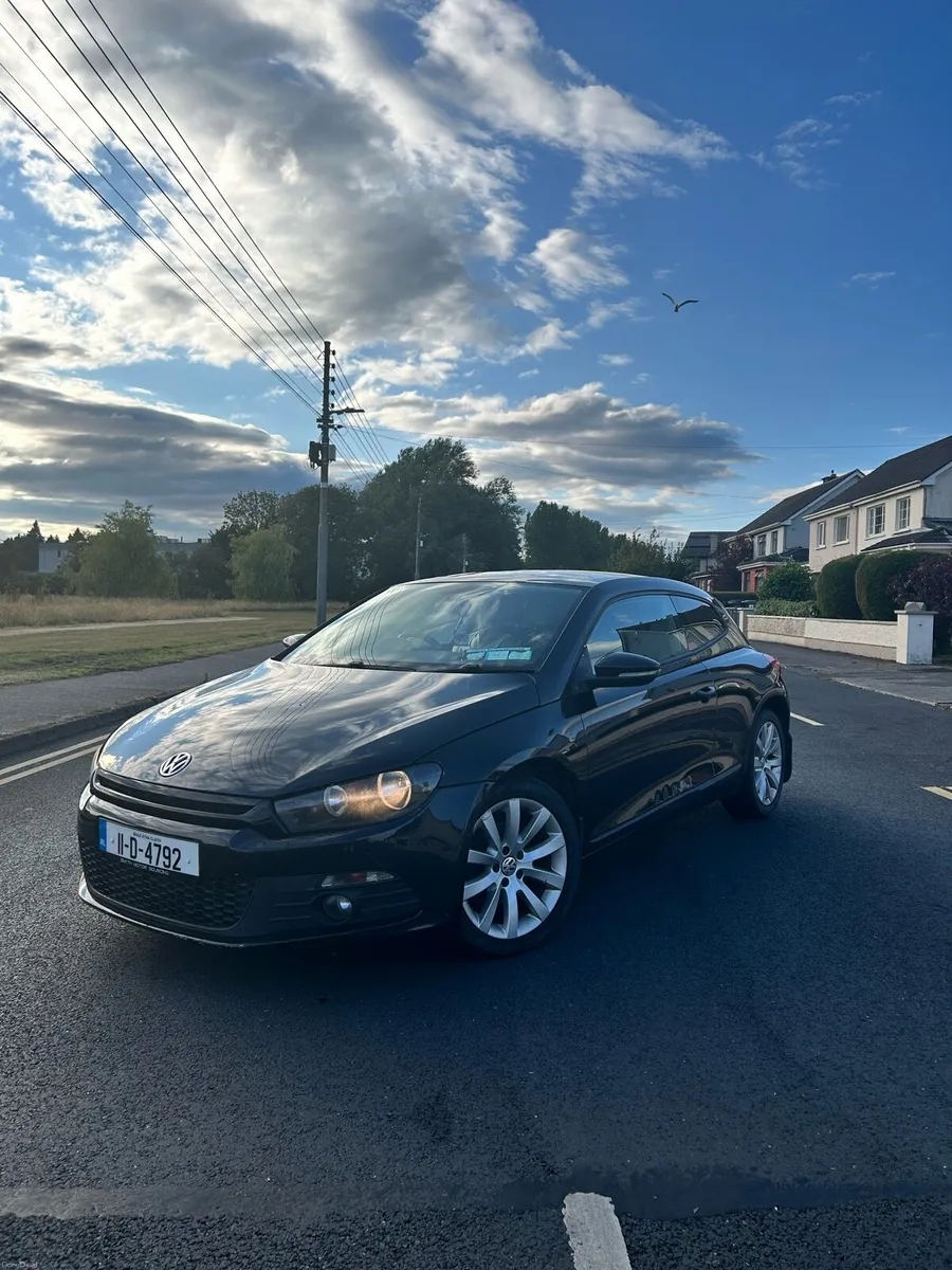 2011 Volswagen scirocco  2.0 tdi - Image 1