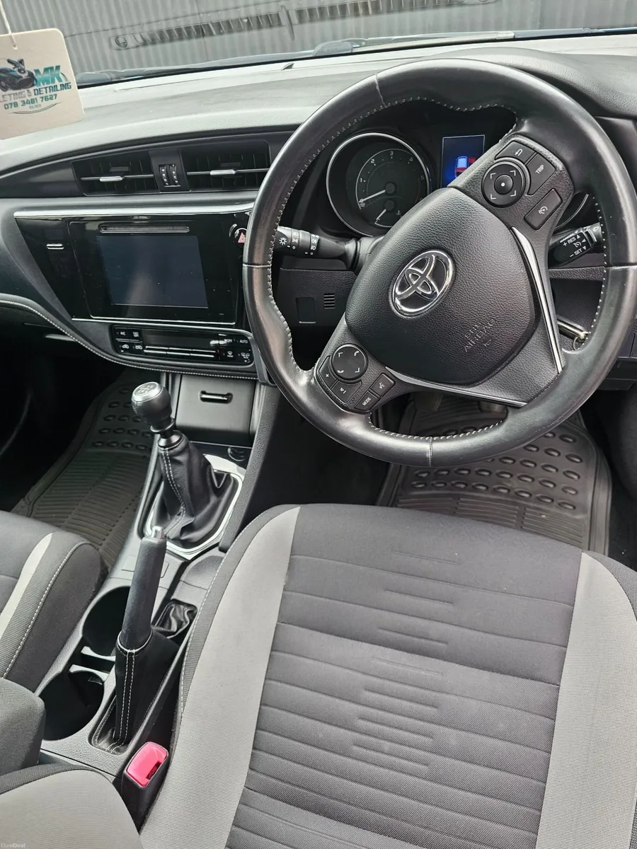 Toyota Auris 2016 - Image 6