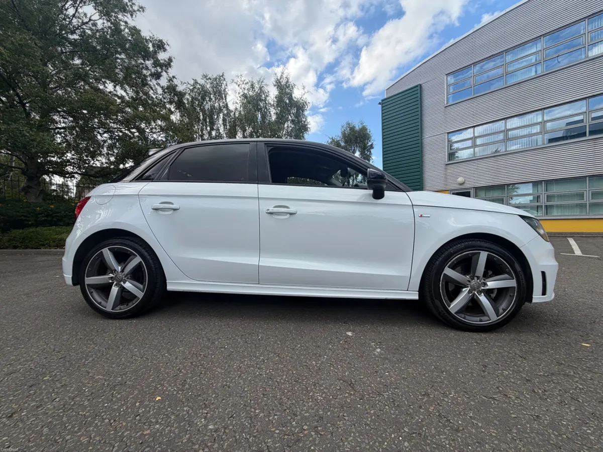 Audi A1 1.4 TFSI SLINE DSG - Image 3