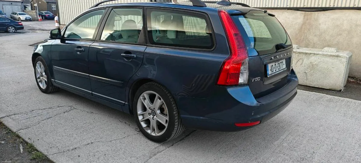 Volvo v50 new nct and tax - Image 3