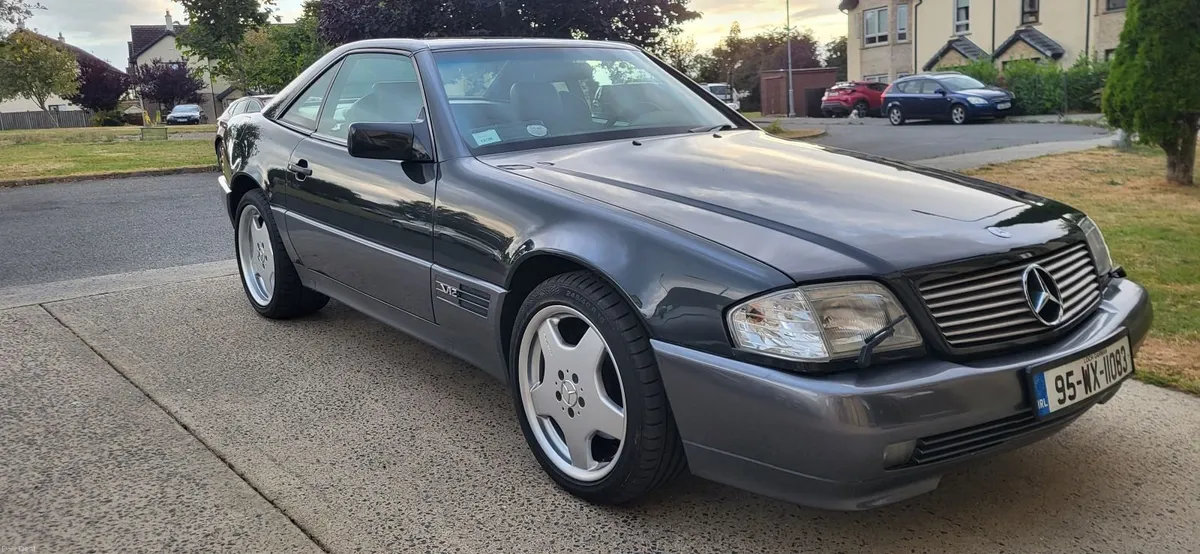 Mercedes-Benz SL-Class 1995 - Image 1