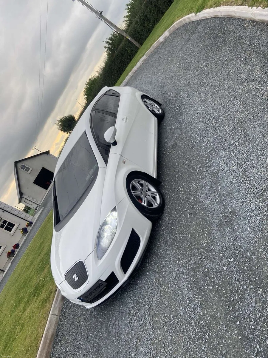 Car - Image 1