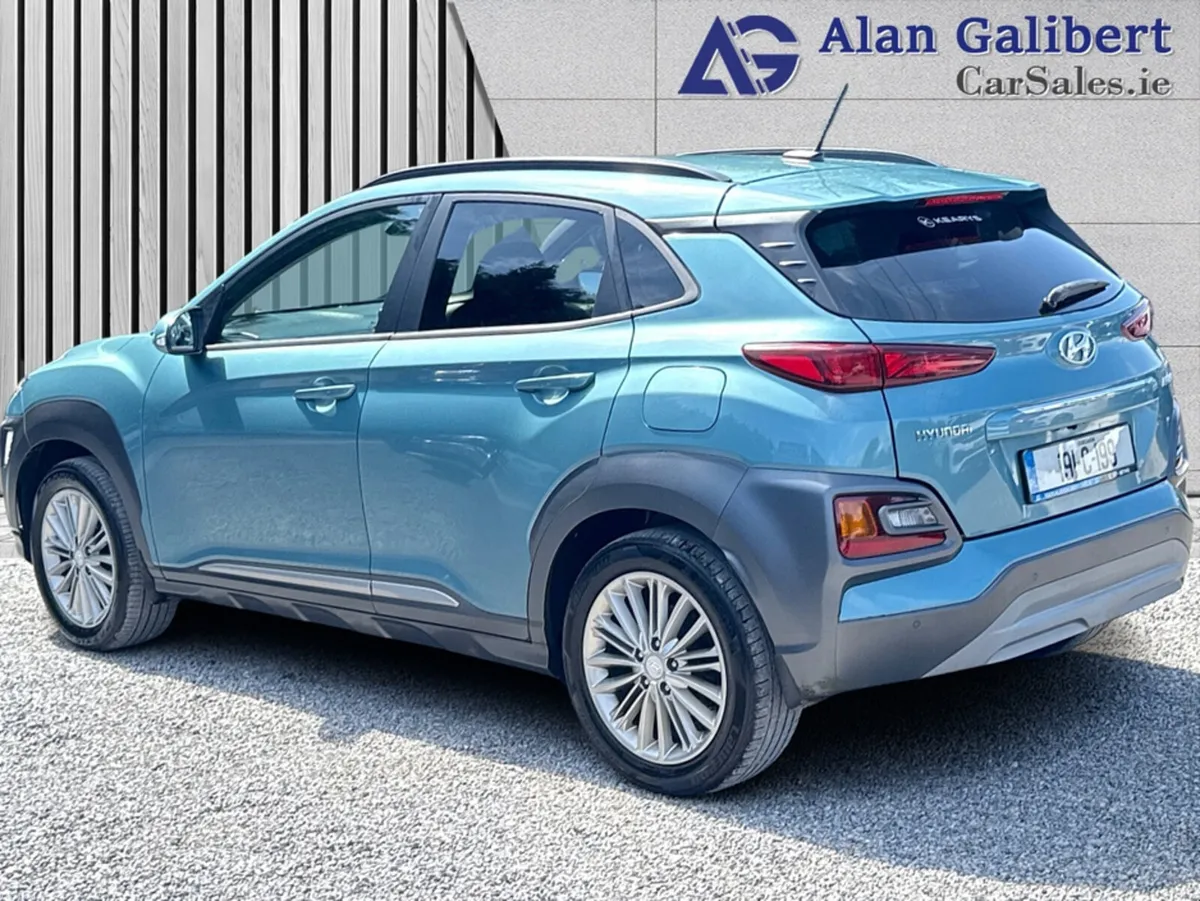 Hyundai KONA EXECUTIVE DIESEL - Image 2