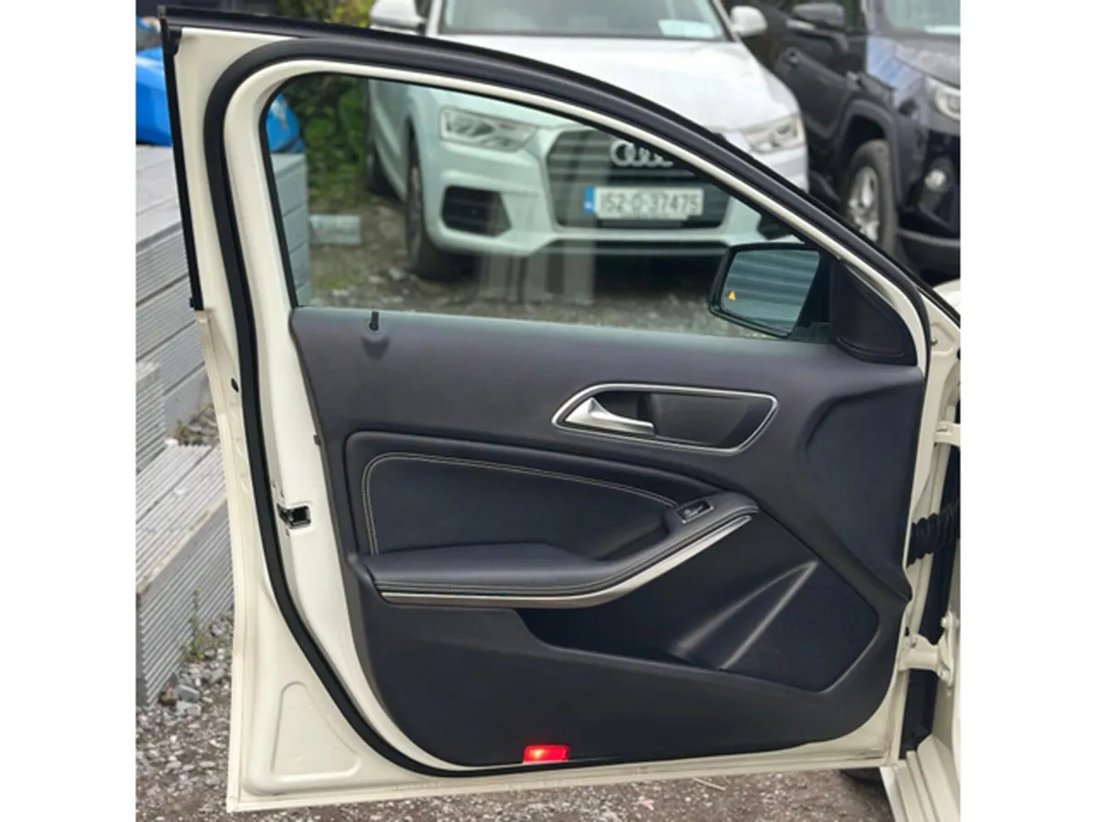 Mercedes-Benz A-Class A180 Automatic Low Mileage ( - Image 6