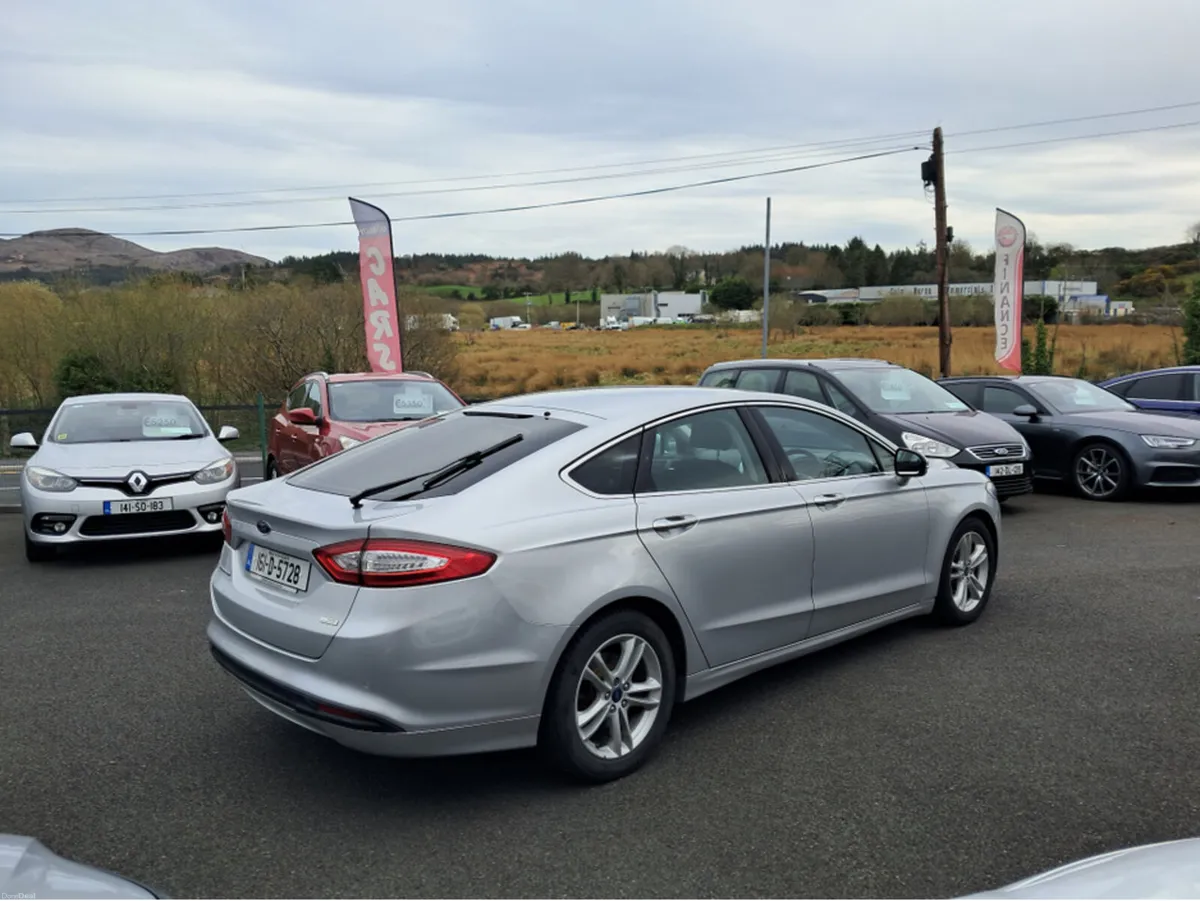 Ford Mondeo ZETEC 5DR 1.5 TDCI 120PS 4DR - Image 5