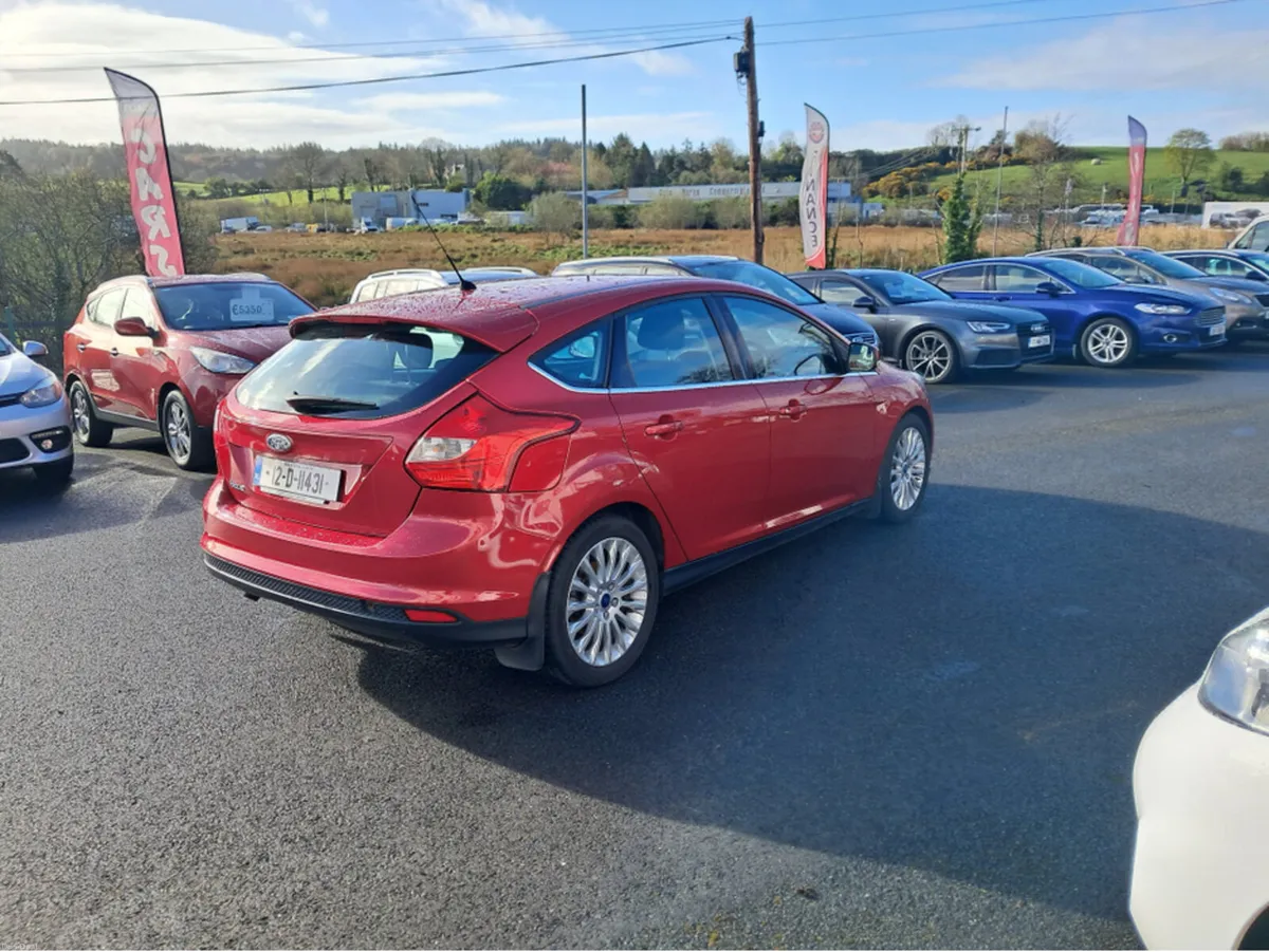 Ford Focus 1.6 TDCI 95PS 5M TITANIUM S/ S/S 4DR - Image 5