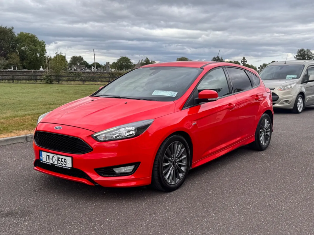 Ford Focus ST-LINE 1.5 TD 120PS 6SPEED 4DR - Image 4
