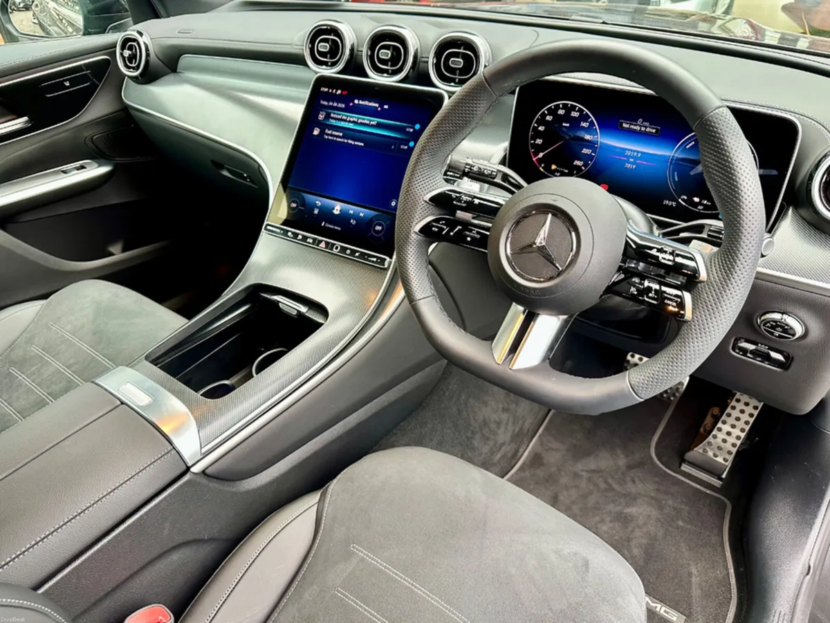 Mercedes-Benz GLC JUST 2K KML / 300DE URBAN 4MATIC - Image 5