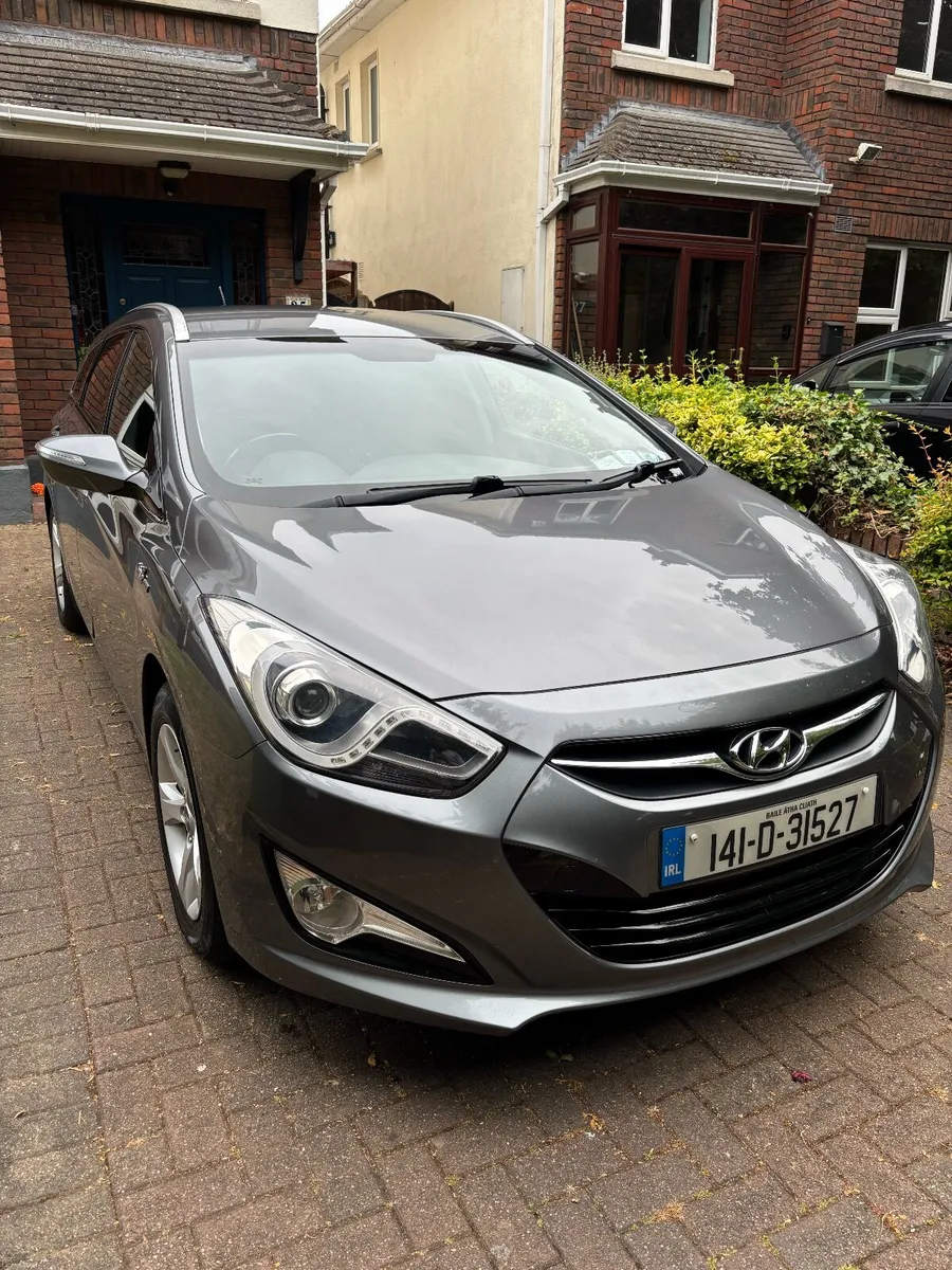 Hyundai i40 2014 Estate - Image 1