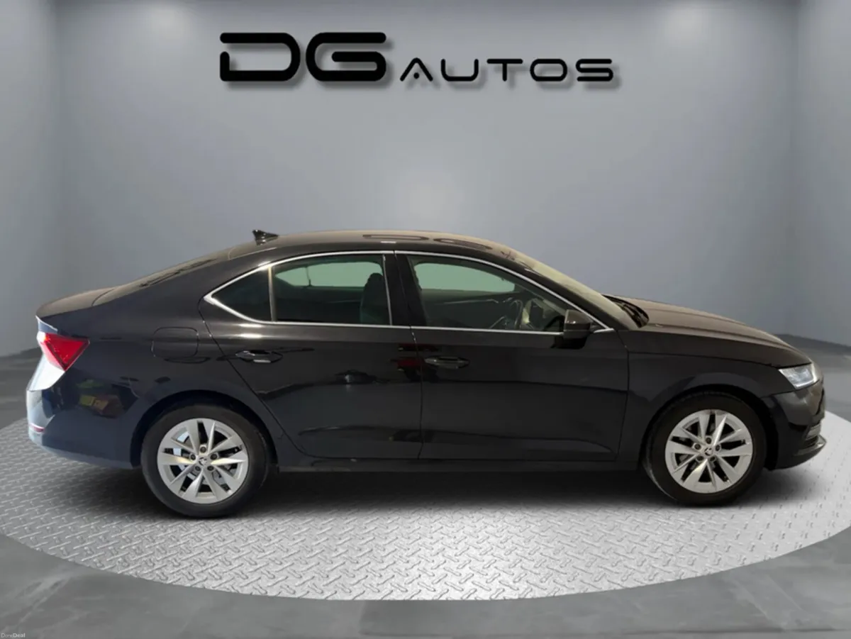 Skoda Octavia Low KMs - 2.0 TDI SEL 150PS 5DR - Image 2