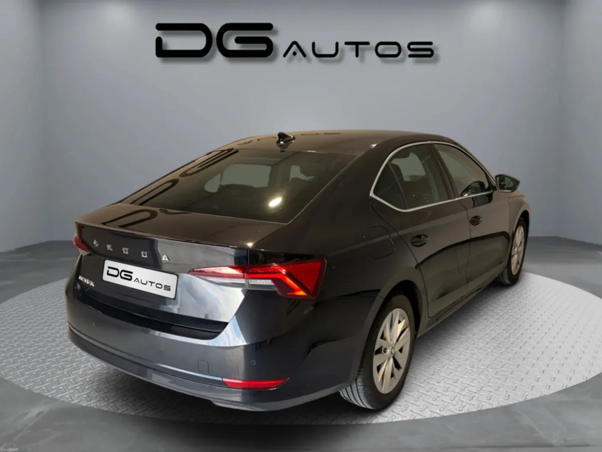 Skoda Octavia Low KMs - 2.0 TDI SEL 150PS 5DR - Image 3