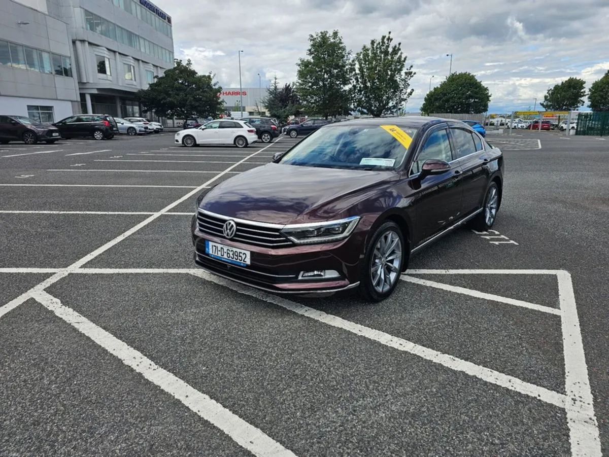 Volkswagen Passat 1.4 PETROL, HIGH LINE, LEATHER, - Image 3