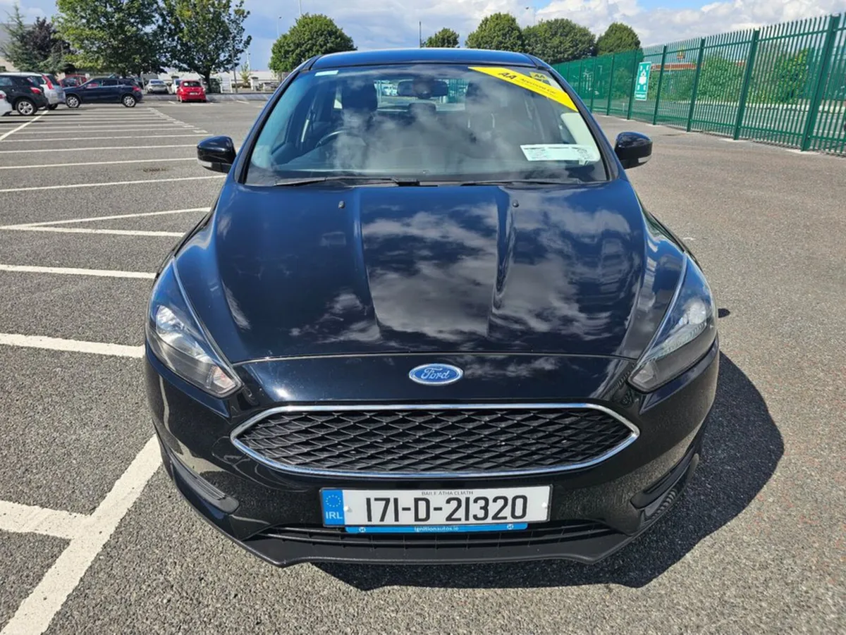 Ford Focus 1.5 TDCI, ZETEC MODEL, LOW MILEAGE, NEW - Image 3