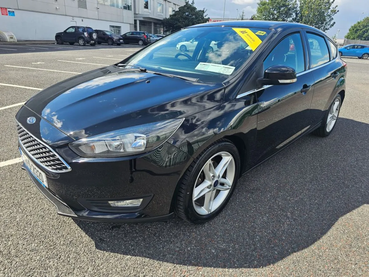 Ford Focus 1.5 TDCI, ZETEC MODEL, LOW MILEAGE, NEW - Image 6