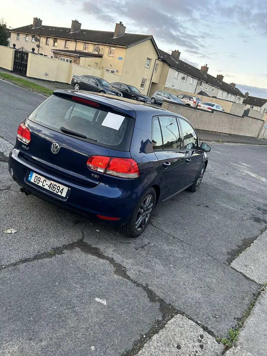 Volkswagen golf - Image 3