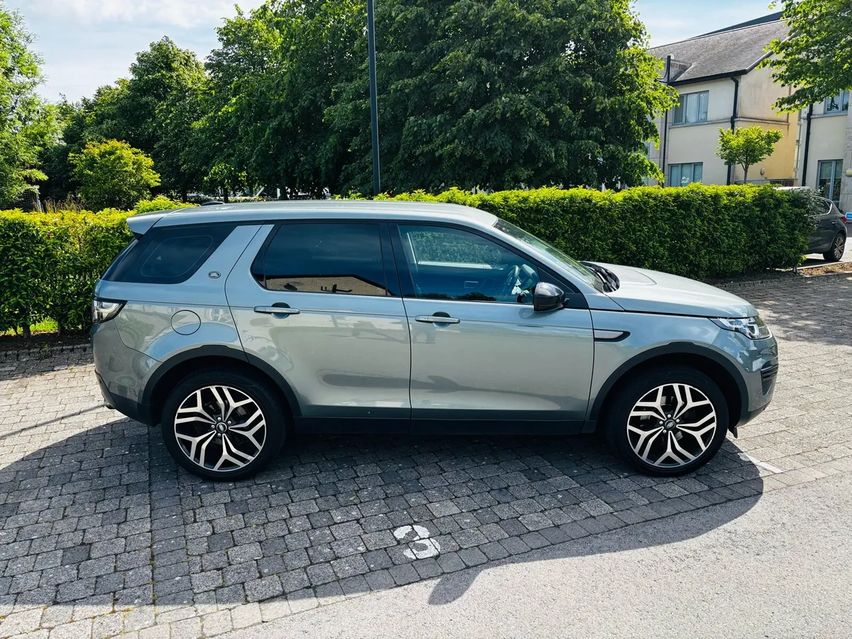 2015 LAND ROVER DISCOVERY TD4 7 SEATS AUTO - Image 5