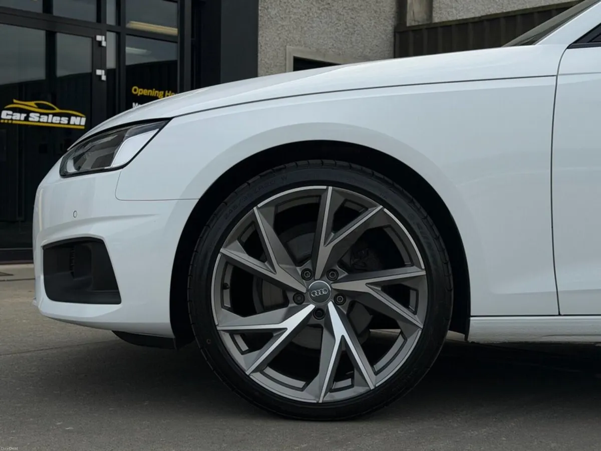 2.0 TDI 35 Technik Estate 5dr Diesel S Tronic Euro - Image 6