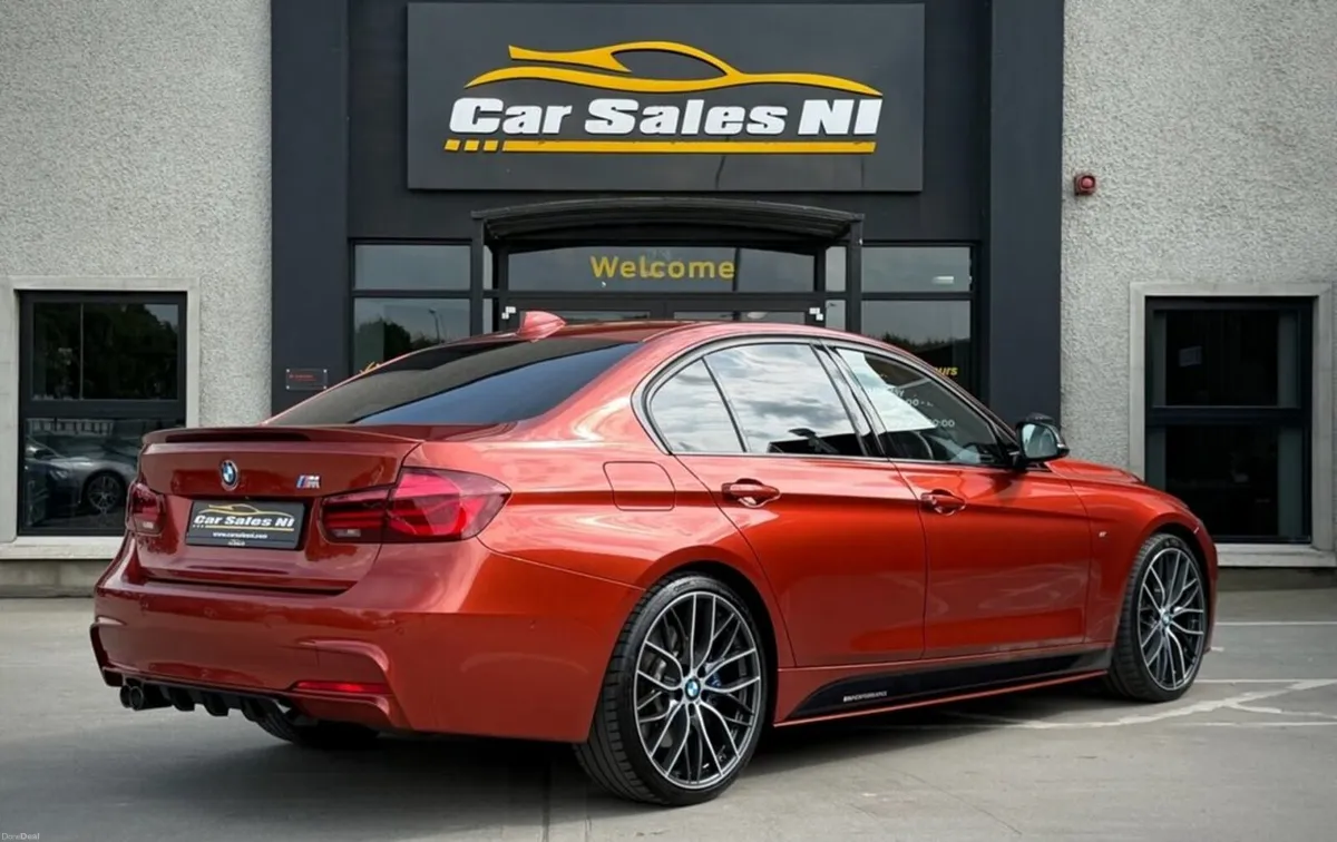 2.0 320d M Sport Shadow Edition Saloon 4dr Diesel - Image 4