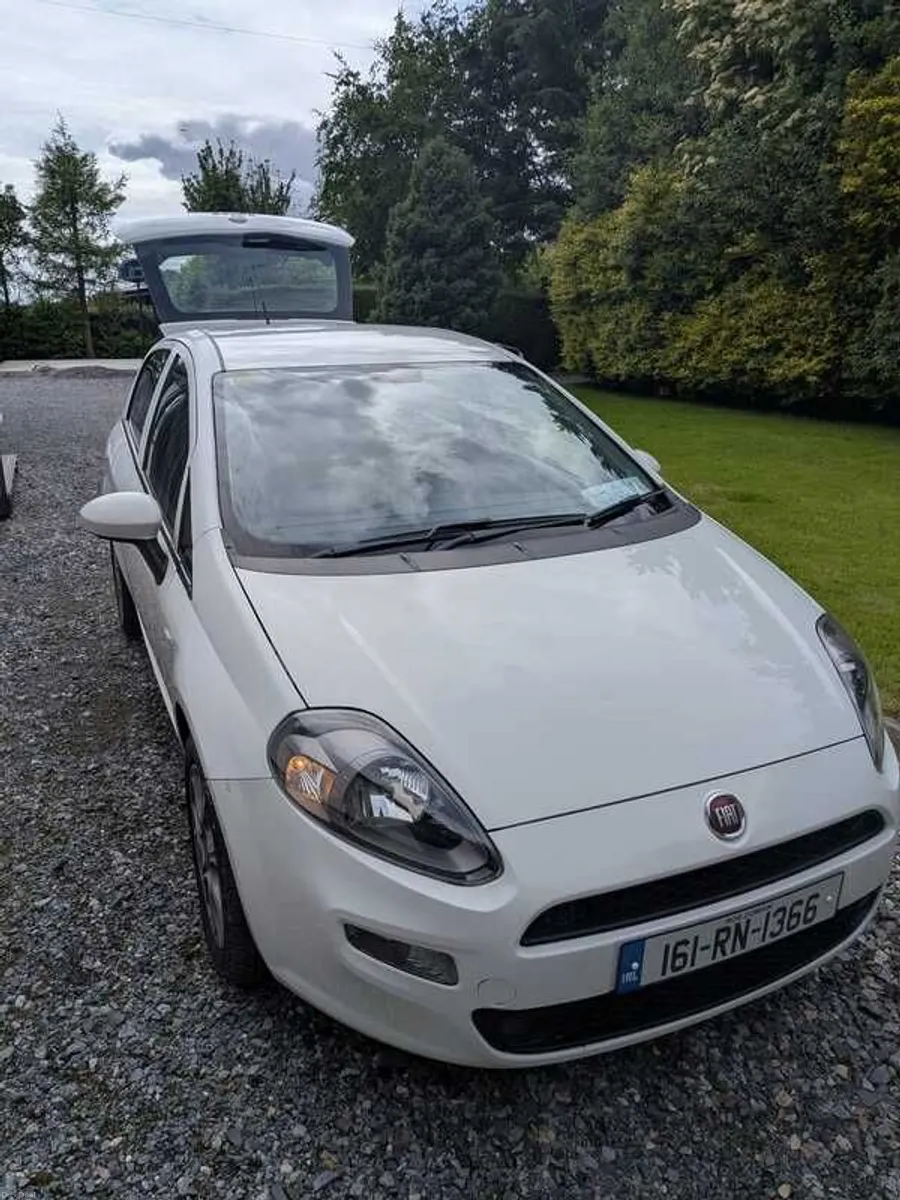 2016 Fiat Punto - Image 2