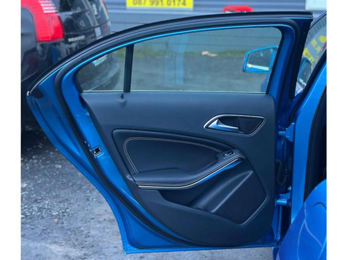 Mercedes-Benz A-Class A180 1.6L Petrol - Blue Effi - Image 6