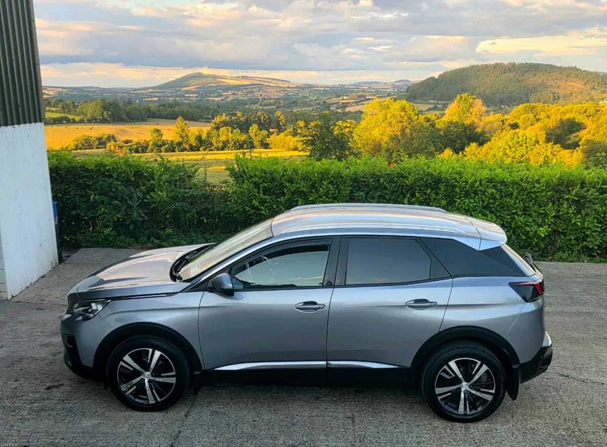 2017 PEUGEOT 3008 1.6HDI ☆ IMMACULATE ☆ - Image 3