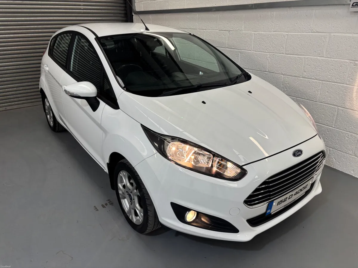 2015 (151) Ford Fiesta | 1.25 Zetec | Low KM - Image 1