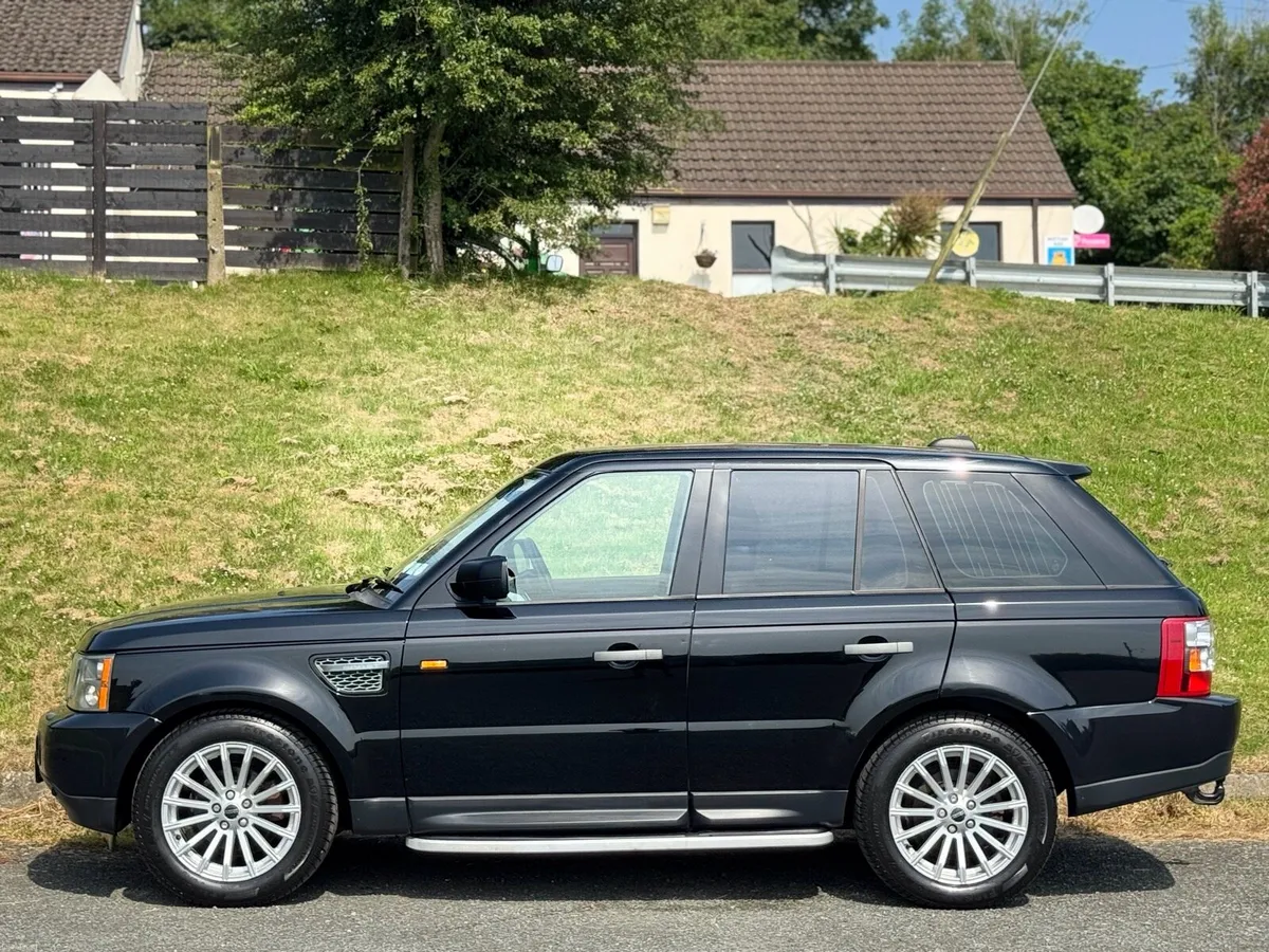 2.7TDV6 HSE 5 SEAT CREW CAB - Image 3
