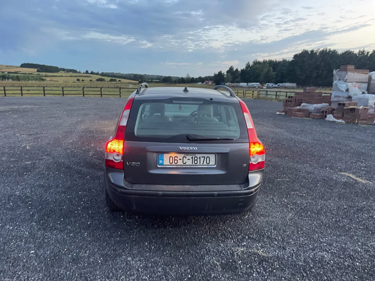 Volvo V50 2006 - Image 4