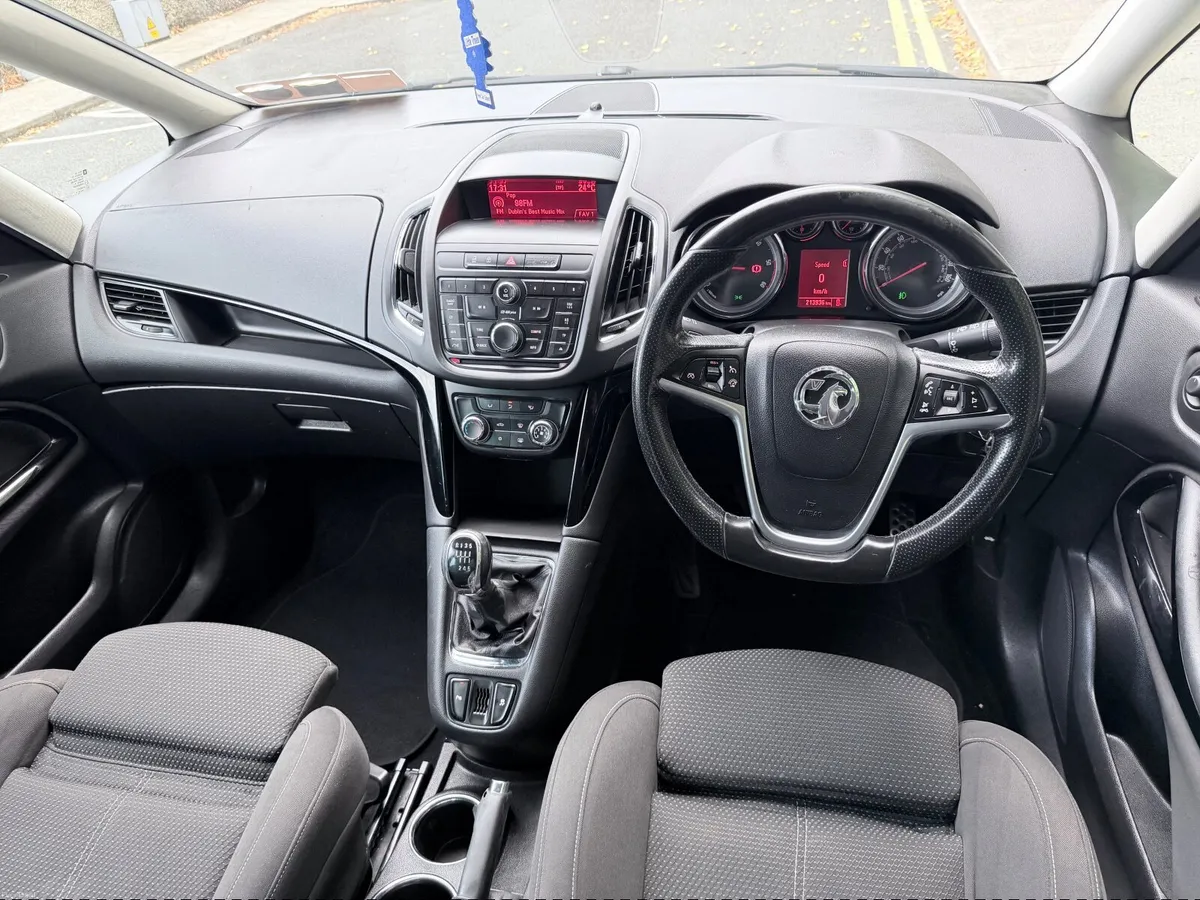 Opel Zafira 2.0  SRI DSL 7 Seats NCT 10/2027 - Image 6