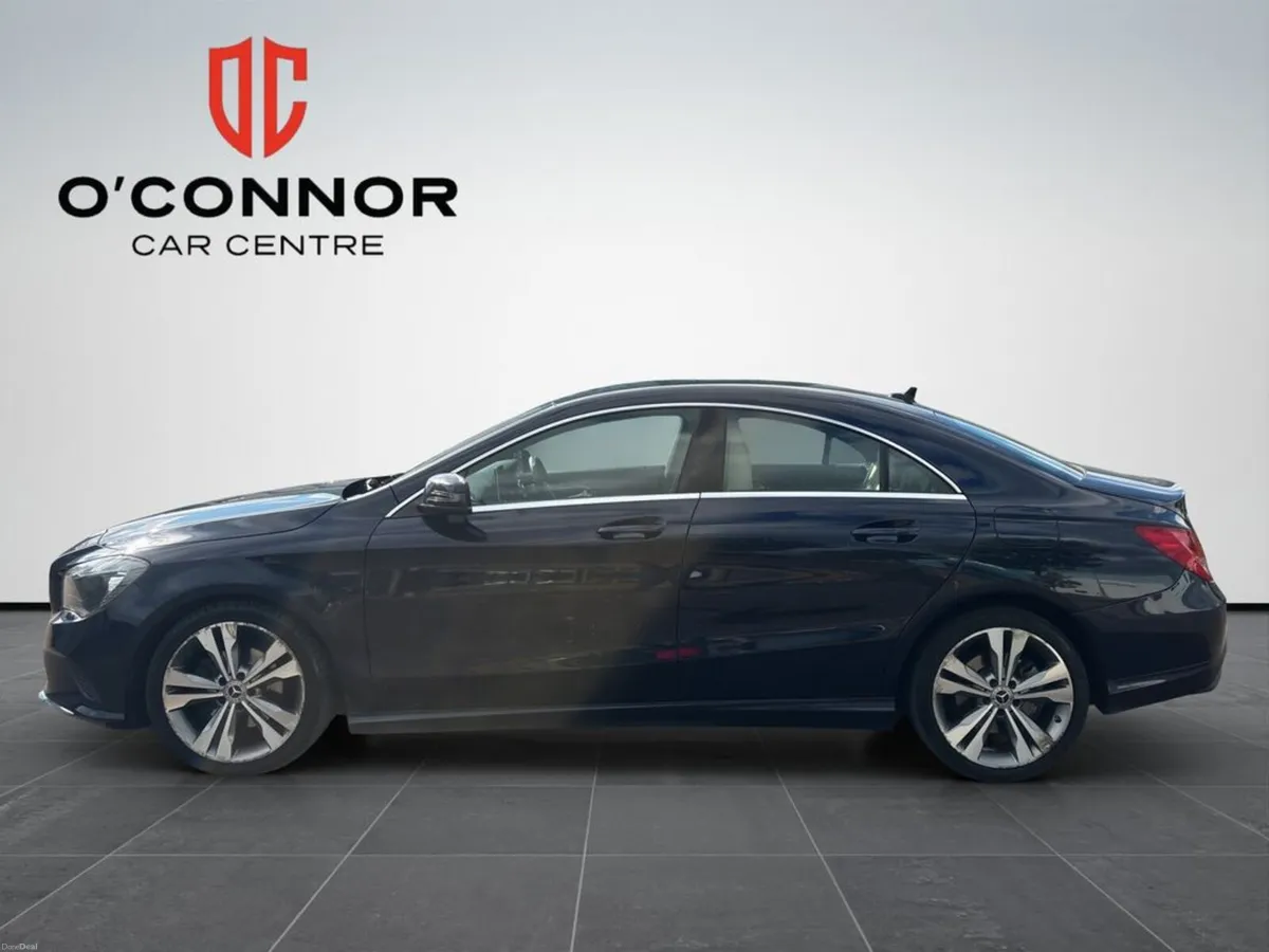 Mercedes-Benz CLA 180 Urban 4DR - Image 3