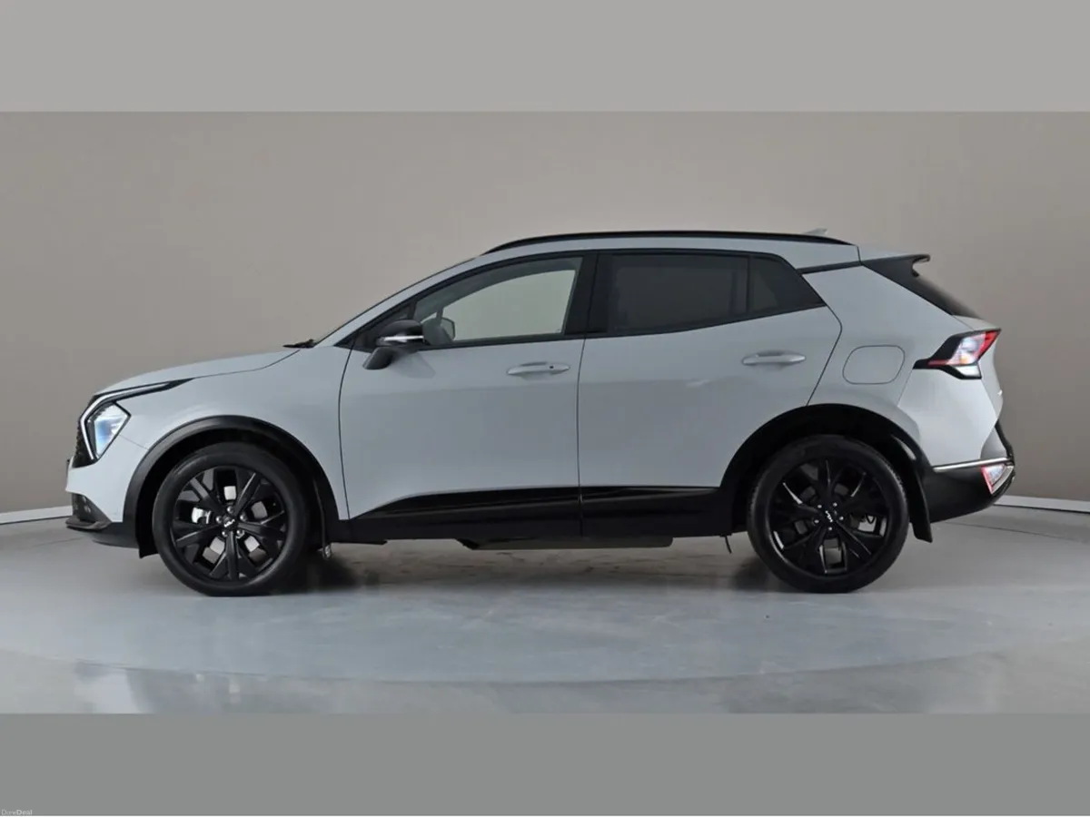 Kia Sportage Anniversary Edition Plug-in Hybrid - Image 3