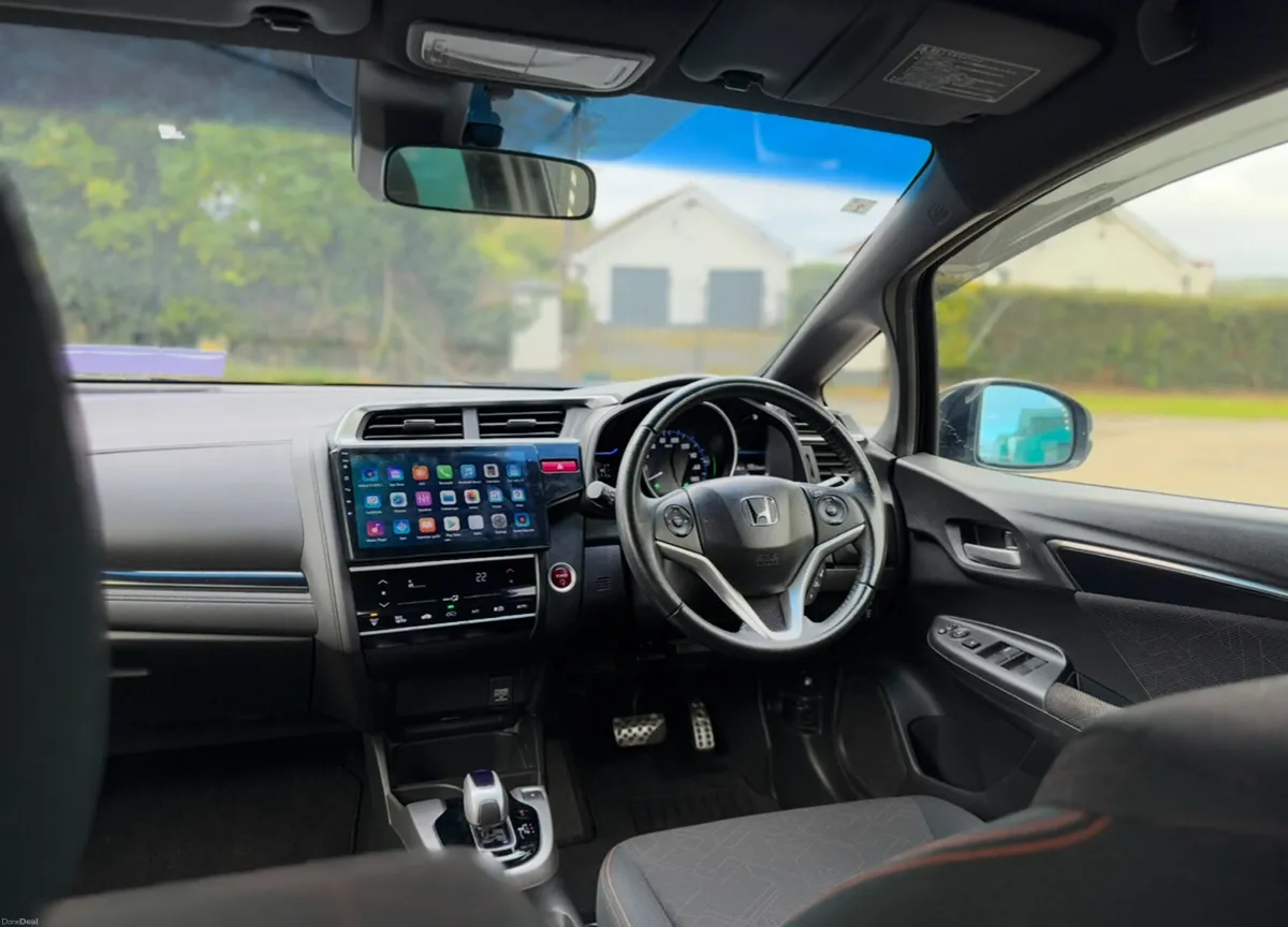 2015 HONDA FIT. SPORTS EDITION. NEW NCT. AUTO 1.5L - Image 4