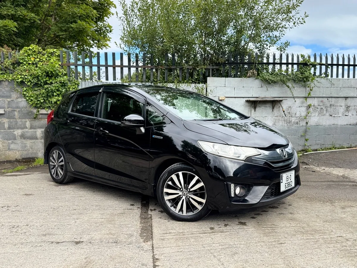 2015 HONDA FIT. SPORTS EDITION. NEW NCT. AUTO 1.5L - Image 1